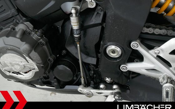 Gebrauchtmotorrad Triumph Speed Triple 1200 RS - Bild 18