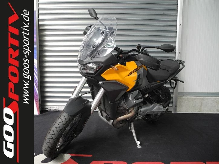 Moto Guzzi Stelvio