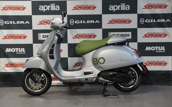 Neufahrzeug Vespa GTS 310 Edizione Ottantesimo - Bild 5