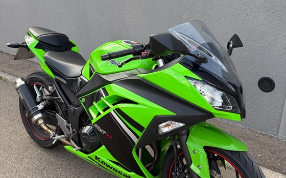 Gebrauchtmotorrad Kawasaki Ninja 300 - Bild 7