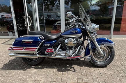Harley-Davidson Touring Road King FLHR