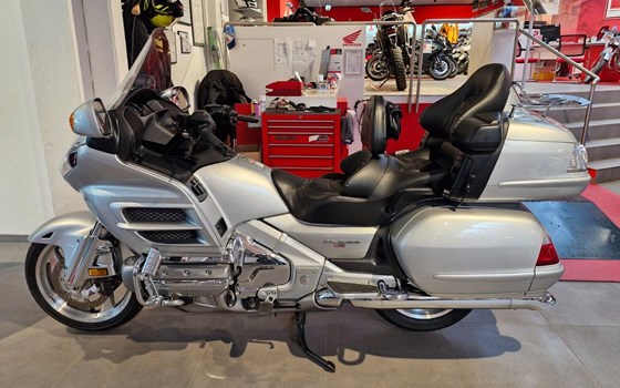Gebrauchtmotorrad Honda GL 1800 Goldwing - Bild 1