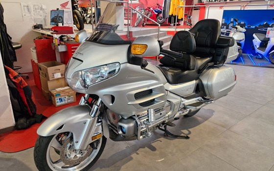 Gebrauchtmotorrad Honda GL 1800 Goldwing - Bild 2