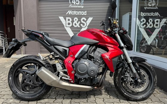 Gebrauchtmotorrad Honda CB1000R+ - Bild 1