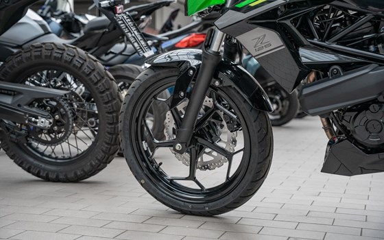 Neufahrzeug Kawasaki Z125 - Bild 13