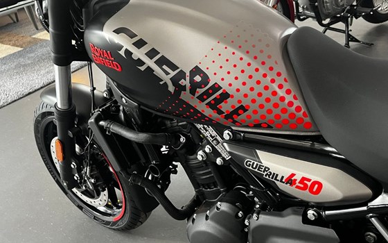 Neufahrzeug Royal Enfield Guerilla 450 APEX - Bild 6