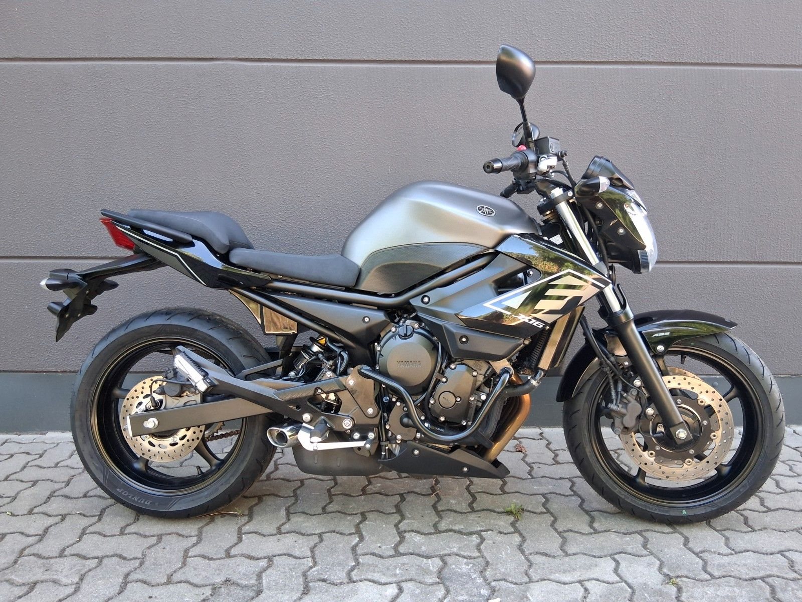 Yamaha XJ6