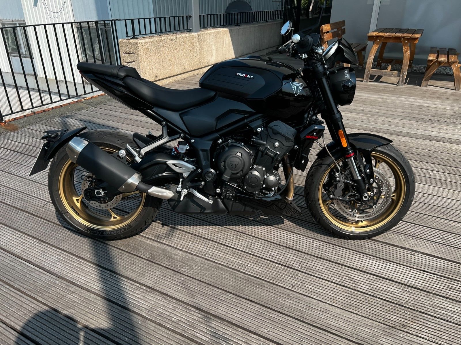Triumph Trident 800