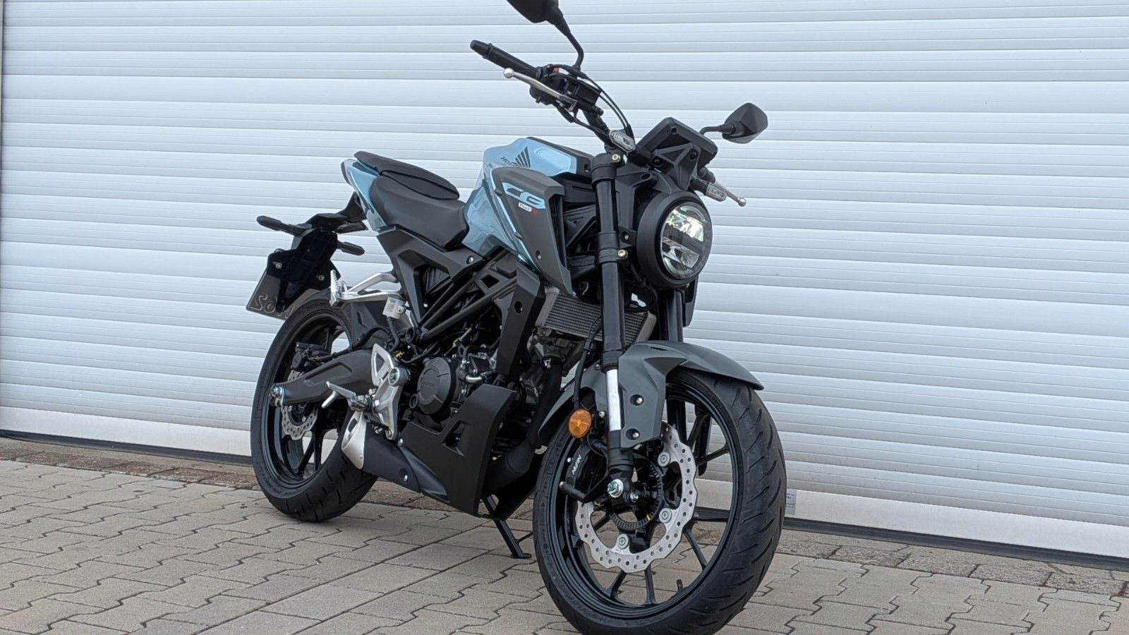 Honda CB125R