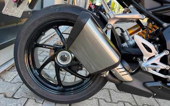 Gebrauchtmotorrad Triumph Speed Triple 1200 RS - Bild 10