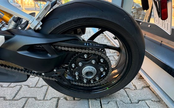 Gebrauchtmotorrad Triumph Speed Triple 1200 RS - Bild 12