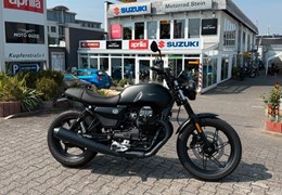 Neumotorrad Moto Guzzi V7 Stone