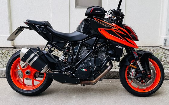 Gebrauchtmotorrad KTM 1290 Super Duke R - Bild 1