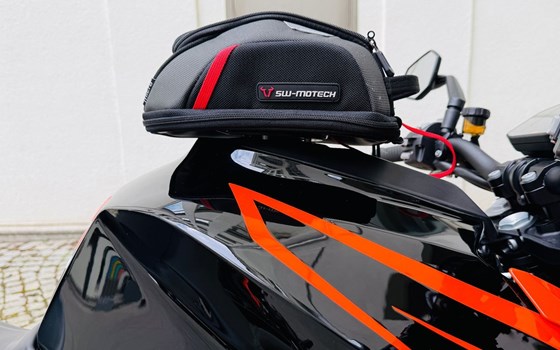 Gebrauchtmotorrad KTM 1290 Super Duke R - Bild 9