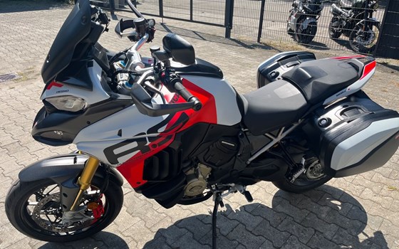 Gebrauchtmotorrad Ducati Multistrada V4 RS - Bild 5