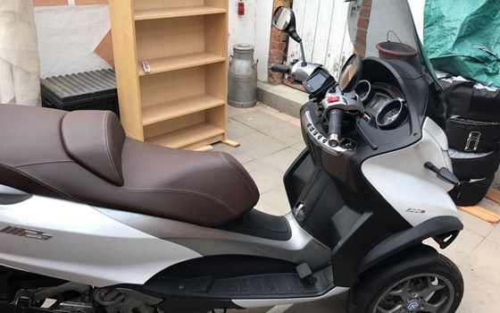 Gebrauchtmotorrad Piaggio MP3 500ie LT Business - Bild 2