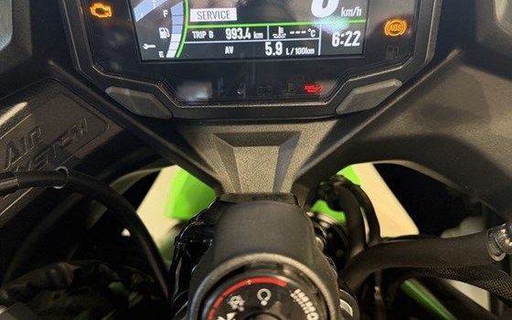 Gebrauchtmotorrad Kawasaki Ninja ZX-4RR 40th Anniversary Edition - Bild 6