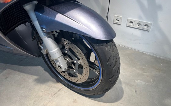 Gebrauchtmotorrad Yamaha FJR1300AS - Bild 6