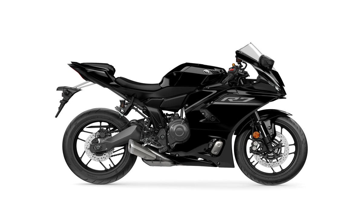 Yamaha R7