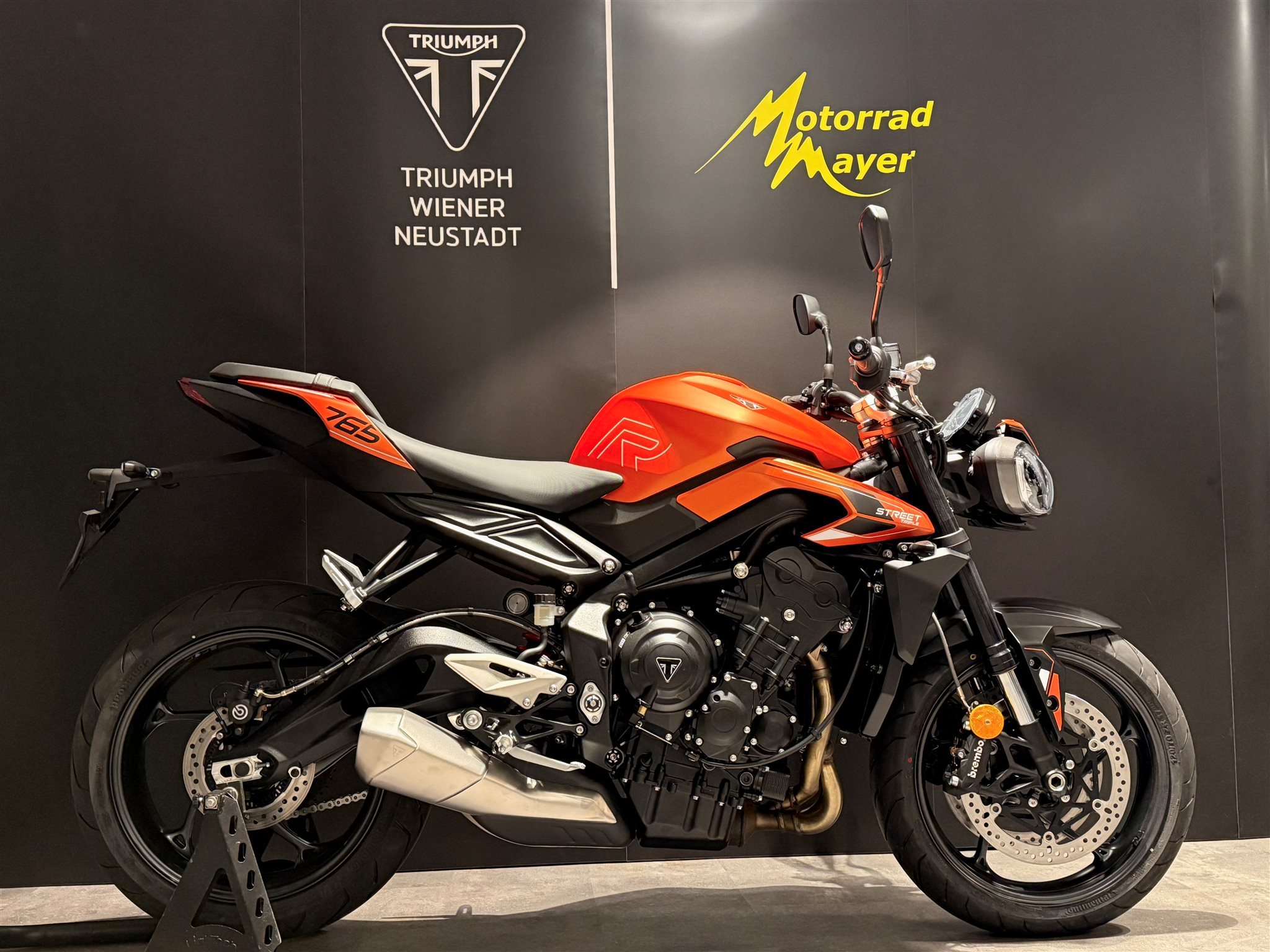 Triumph Street Triple 765 R