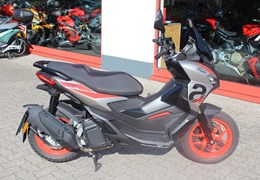 Gebrauchte Aprilia SR GT ABS 125