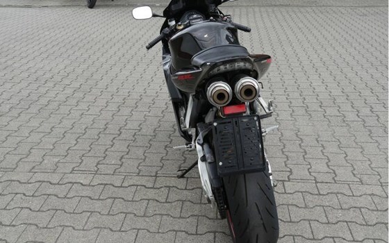 Gebrauchtmotorrad Honda CBR1000RR Fireblade - Bild 10
