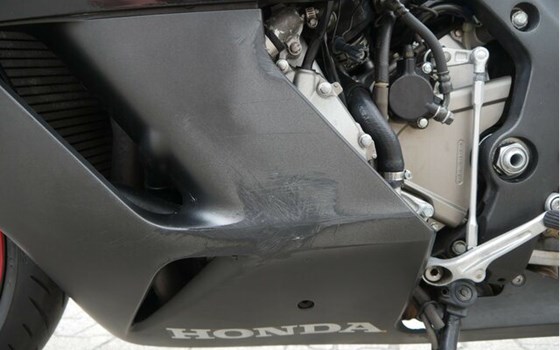 Gebrauchtmotorrad Honda CBR1000RR Fireblade - Bild 14