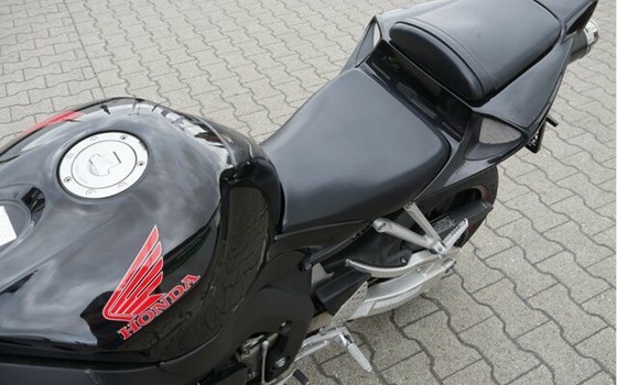 Gebrauchtmotorrad Honda CBR1000RR Fireblade - Bild 16