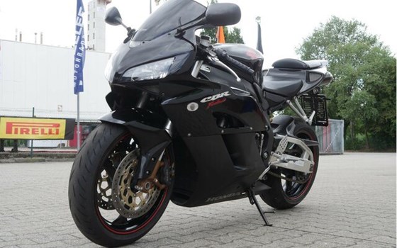 Gebrauchtmotorrad Honda CBR1000RR Fireblade - Bild 21