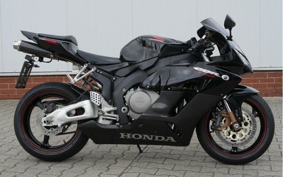 Gebrauchtmotorrad Honda CBR1000RR Fireblade - Bild 3
