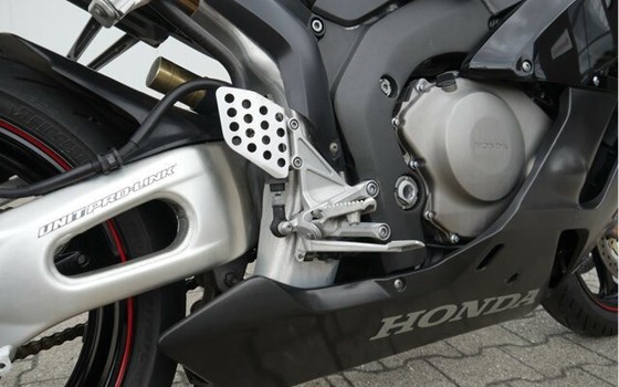 Gebrauchtmotorrad Honda CBR1000RR Fireblade - Bild 6