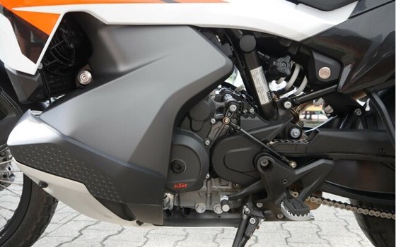 Gebrauchtmotorrad KTM 790 Adventure - Bild 12