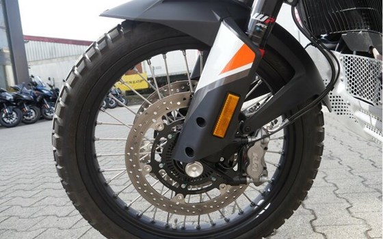 Gebrauchtmotorrad KTM 790 Adventure - Bild 13