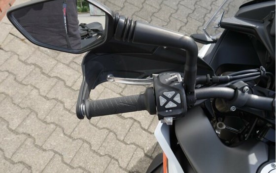 Gebrauchtmotorrad KTM 790 Adventure - Bild 14