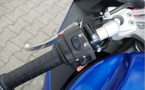 Gebrauchtmotorrad Triumph Sprint ST 1050 - Bild 14