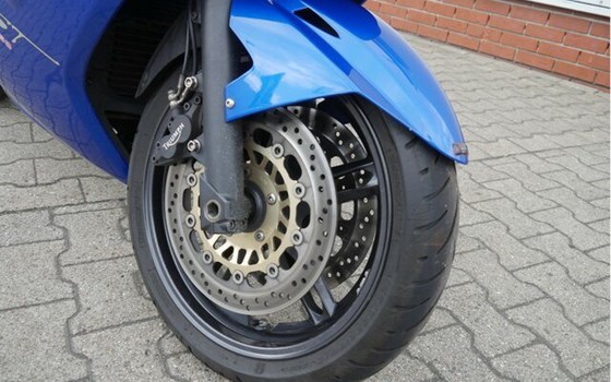 Gebrauchtmotorrad Triumph Sprint ST 1050 - Bild 5