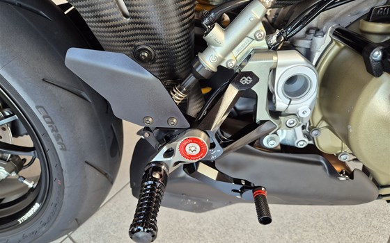 Gebrauchtmotorrad Ducati Streetfighter V4 S - Bild 12