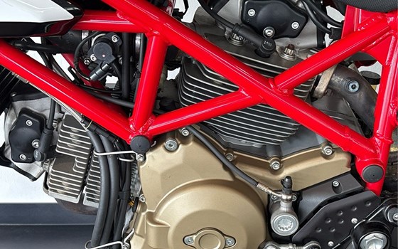 Gebrauchtmotorrad Ducati Hypermotard 1100 Evo SP - Bild 10