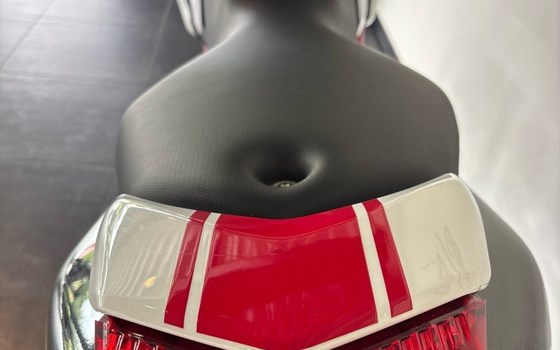 Gebrauchtmotorrad Ducati Hypermotard 1100 Evo SP - Bild 14