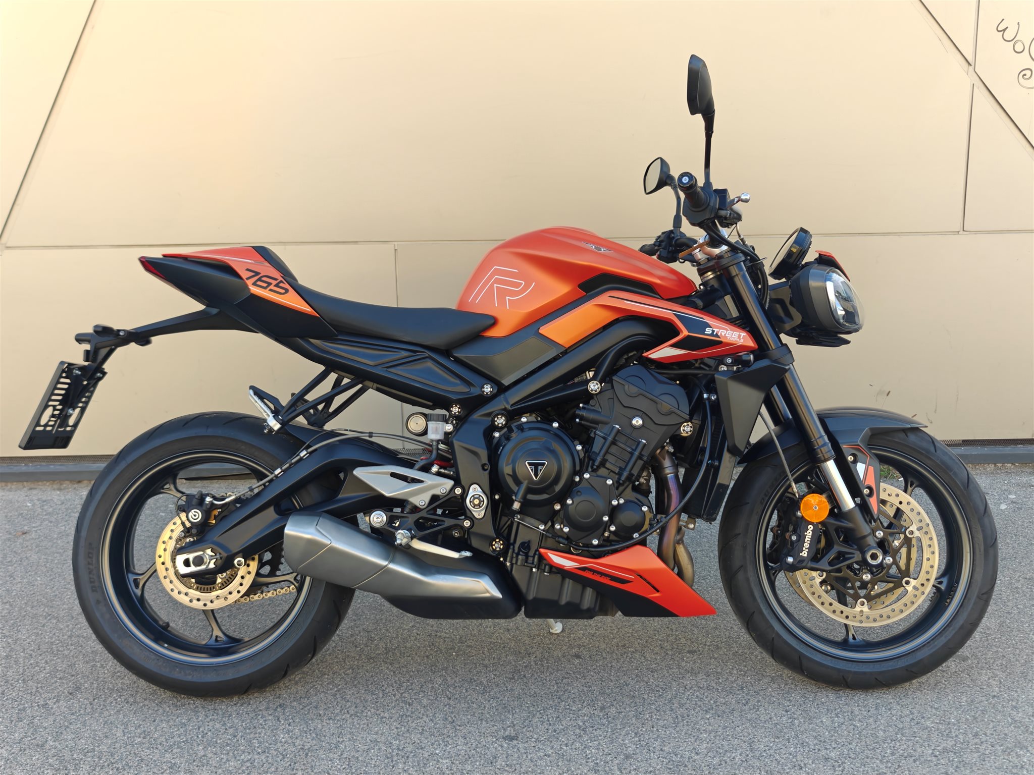 Triumph Street Triple 765 R