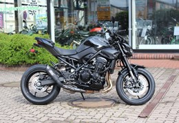 Neumotorrad Kawasaki Z900
