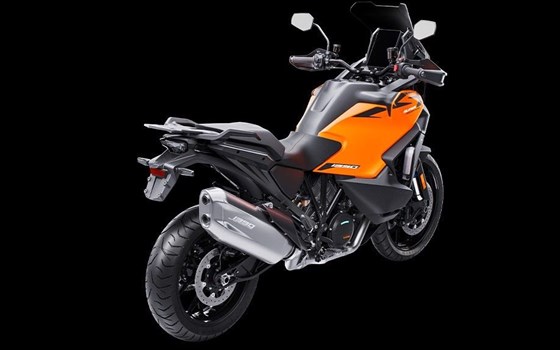 Neufahrzeug KTM 1390 Super Adventure S - Bild 3
