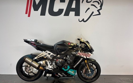 Gebrauchtmotorrad Honda CBR1000RR-R Fireblade SP - Bild 1