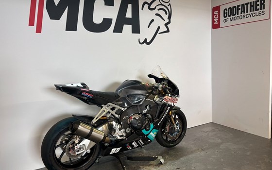 Gebrauchtmotorrad Honda CBR1000RR-R Fireblade SP - Bild 2