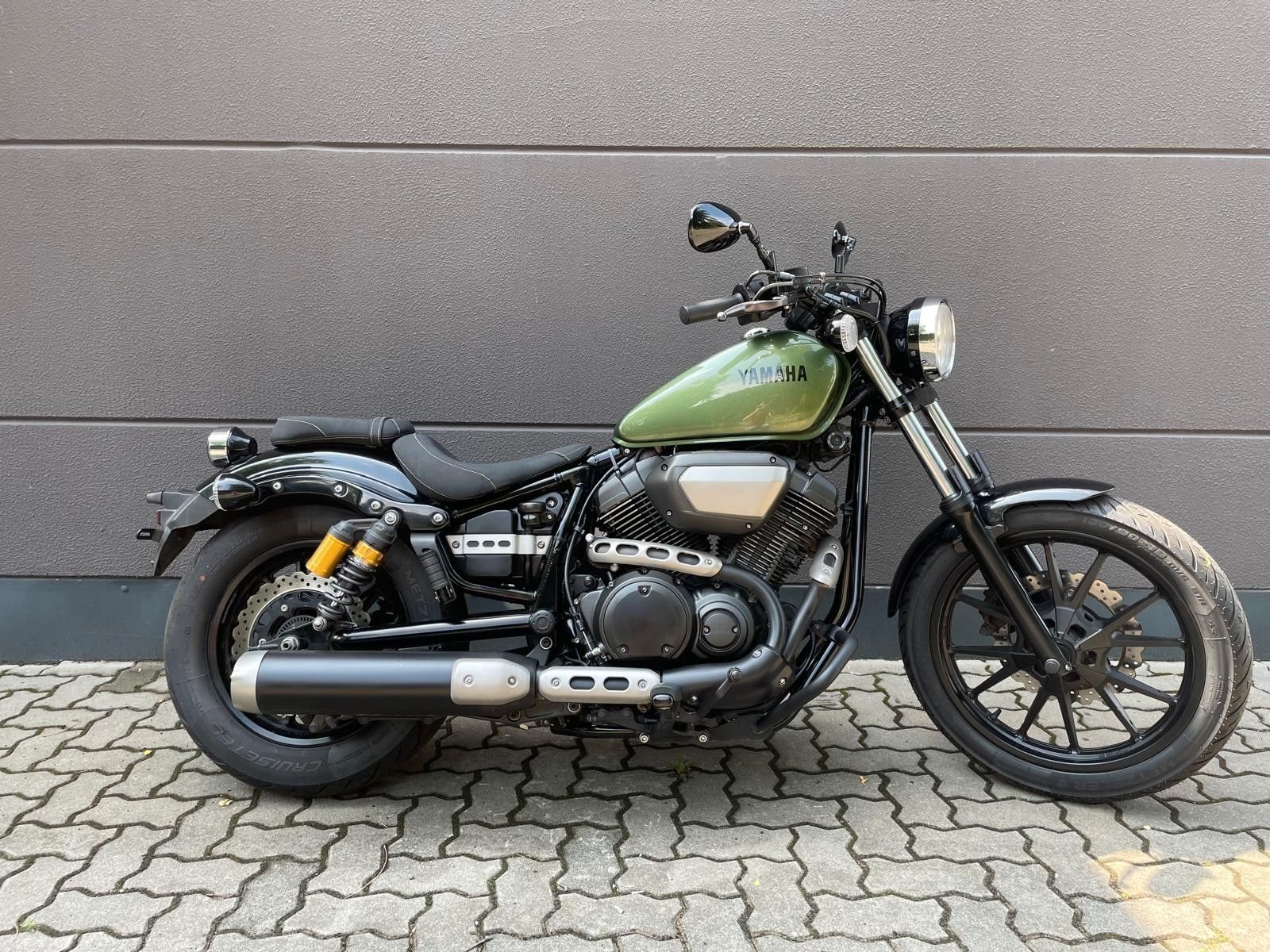 Yamaha XV 950