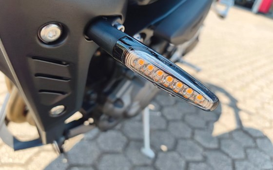 Gebrauchtmotorrad Triumph Speed Triple 1200 RS - Bild 11