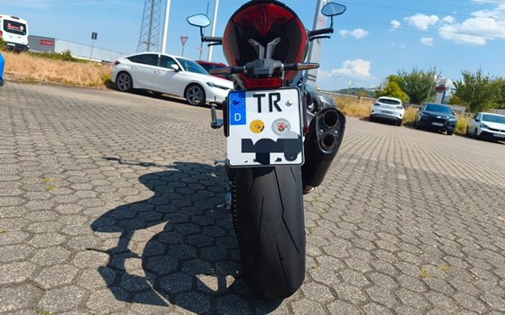 Gebrauchtmotorrad Triumph Speed Triple 1200 RS - Bild 4