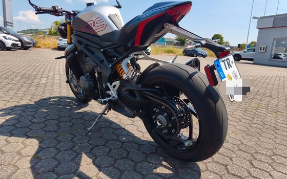 Gebrauchtmotorrad Triumph Speed Triple 1200 RS - Bild 5