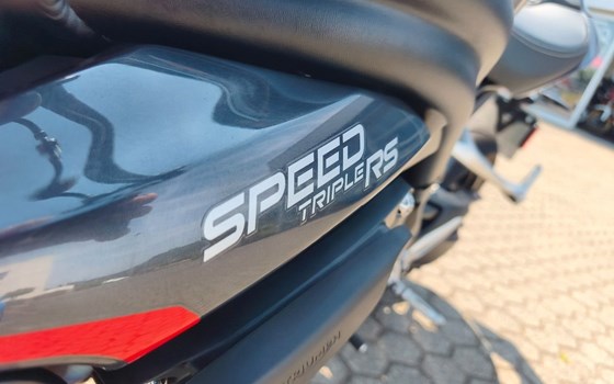 Gebrauchtmotorrad Triumph Speed Triple 1200 RS - Bild 9