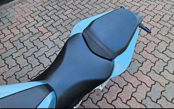 Gebrauchtmotorrad Honda CB125R - Bild 10